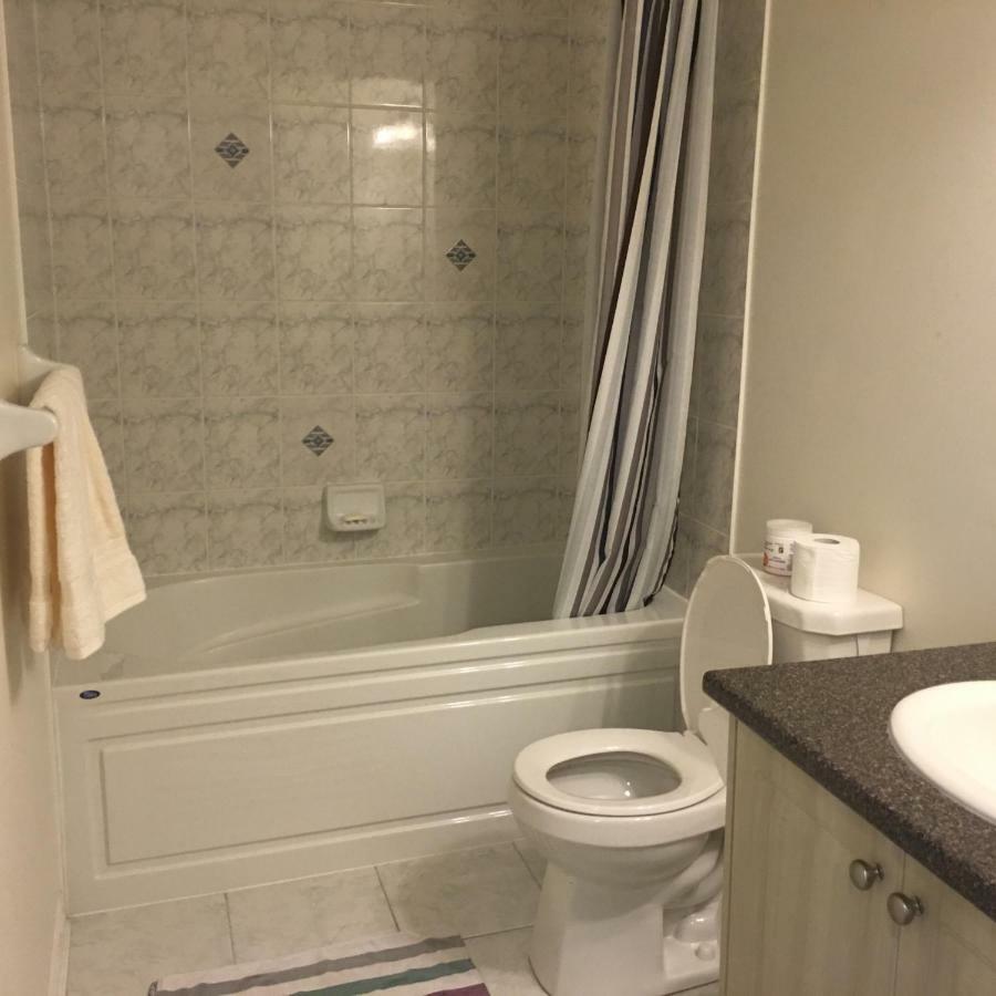 Gorgeous 1Bdr Prime Kitchen Διαμέρισμα Ajax Εξωτερικό φωτογραφία